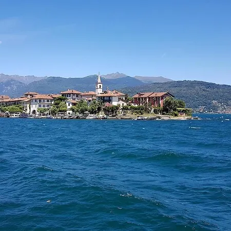 Lungolago Dino Ciani - 2 *