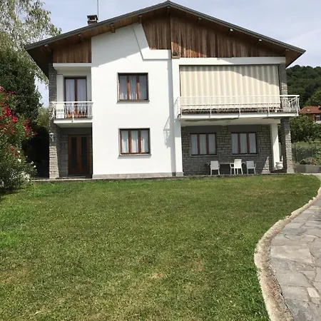 Lungolago Dino Ciani - 2 *